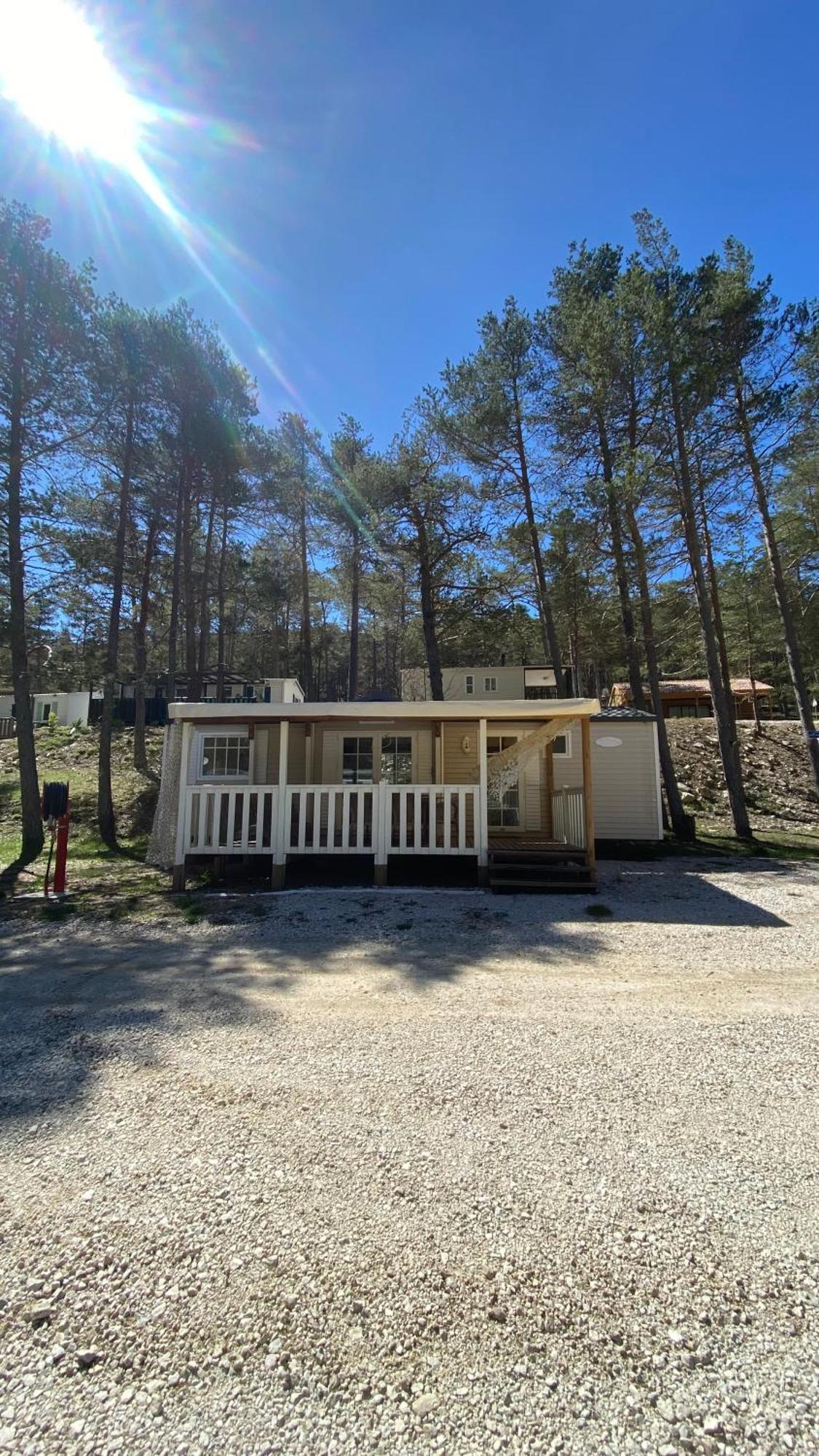 Mobilhome Comfort A La Montagne Saint-Auban  Luaran gambar
